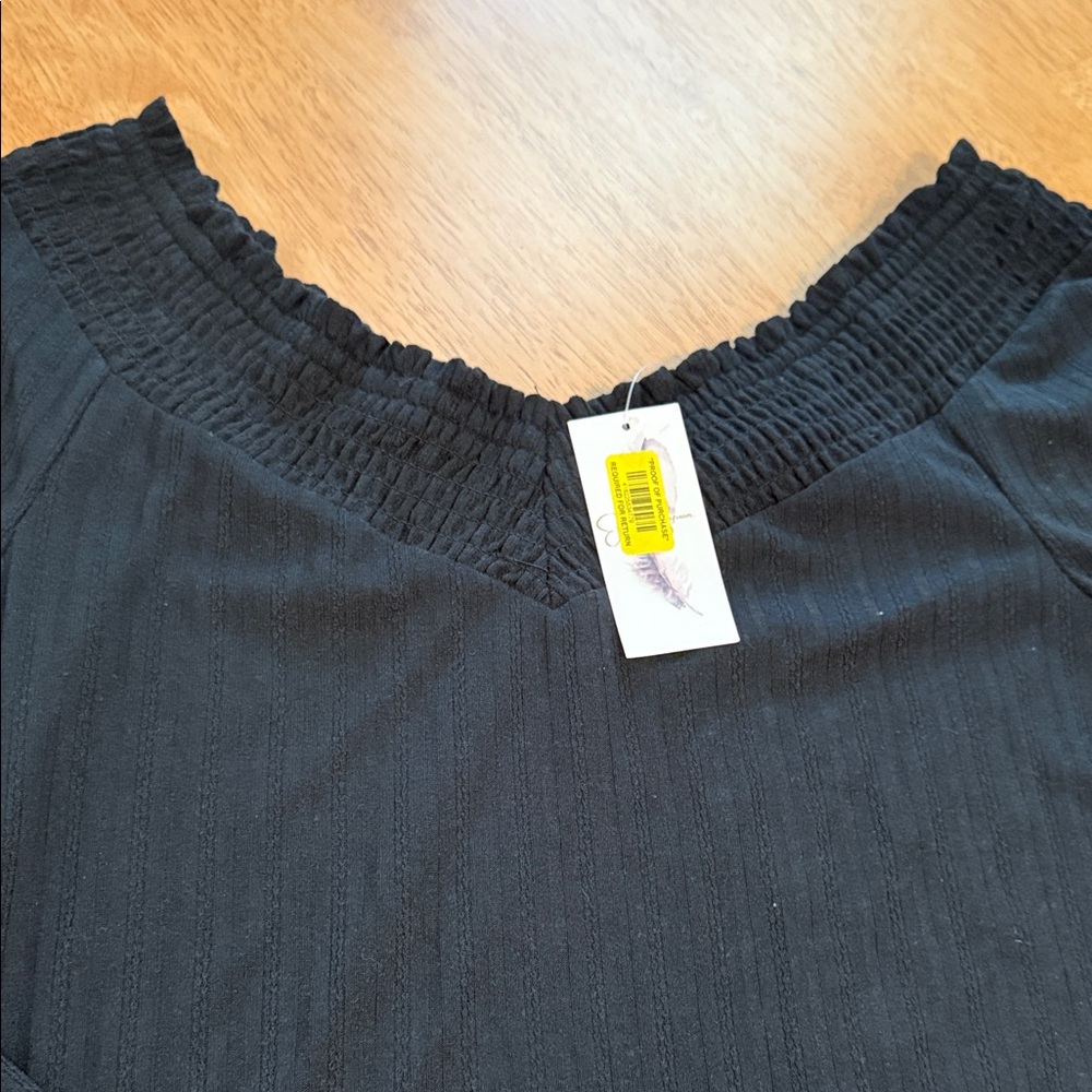Jessica Simpson Elegant Black Long Sleeve Blouse - Picture 2 of 5